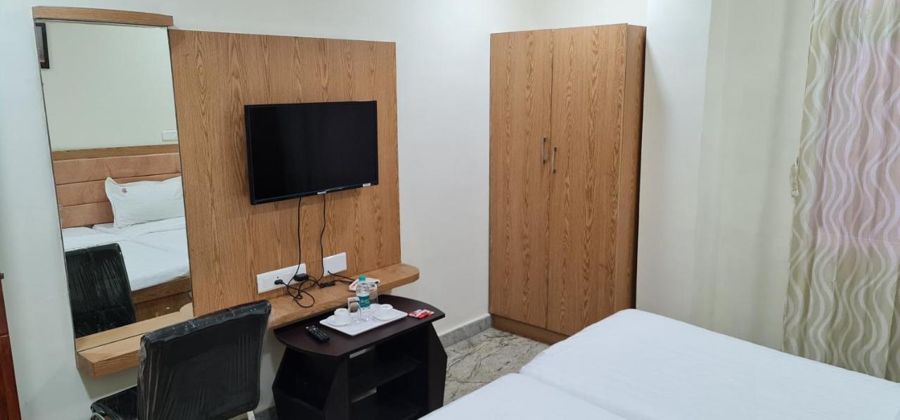 Vijay Shree Inn ヴェールール エクステリア 写真